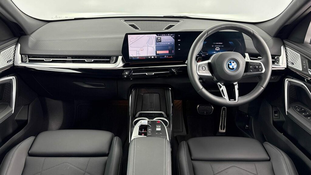 BMW iX2 Edrive20 M Sport YB25POF Grey #4