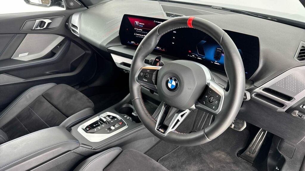 BMW 1 Series Sports YH25UGC Blue #6