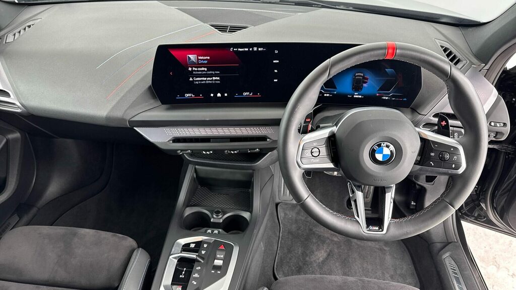 BMW 1 Series Sports YH25UGC Blue #4