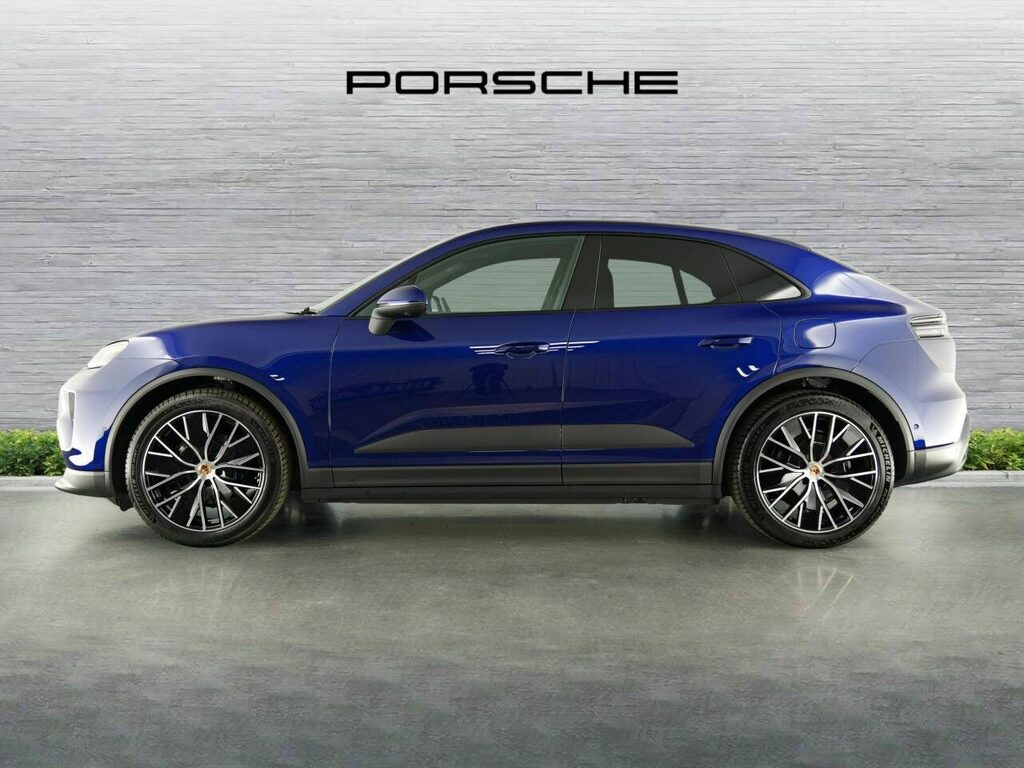 Porsche Macan Electric Blue #2