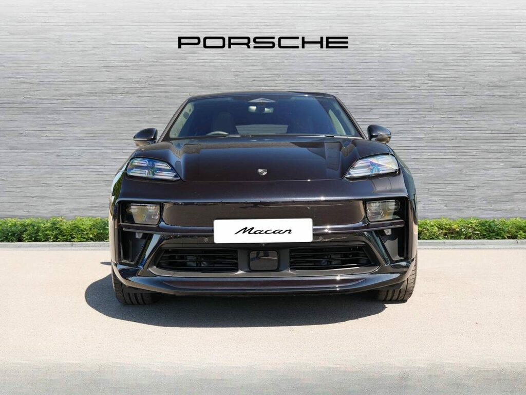 Porsche Macan Electric Black #6