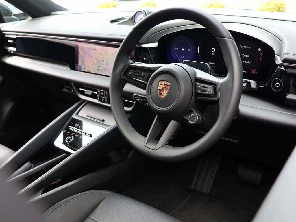 Porsche Macan Electric Grey #4