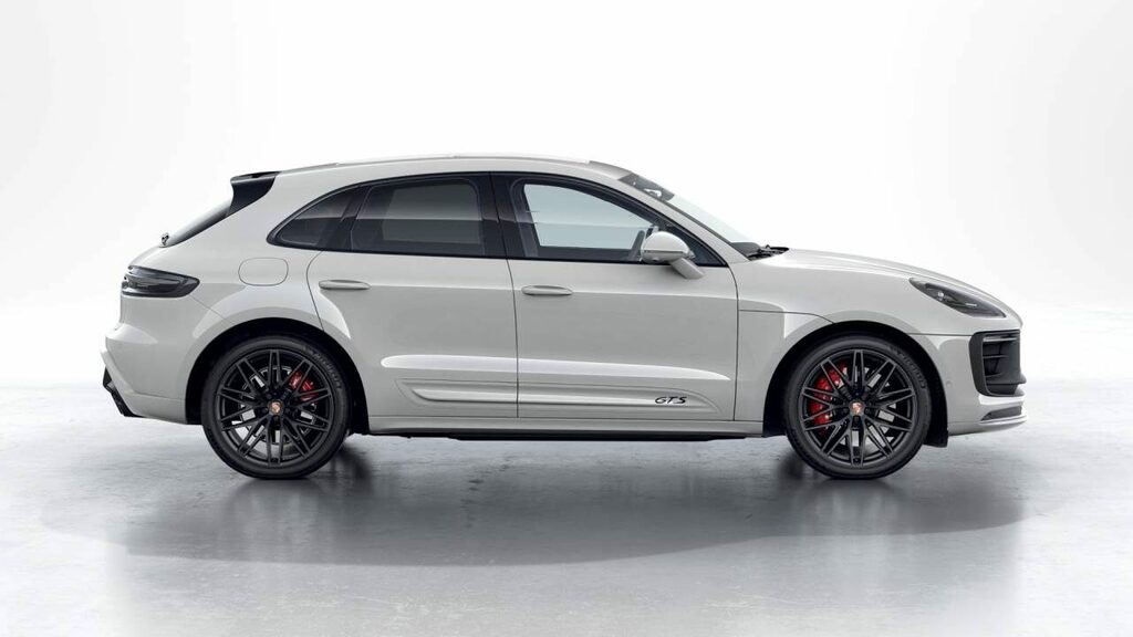 Porsche Macan Petrol Black #6