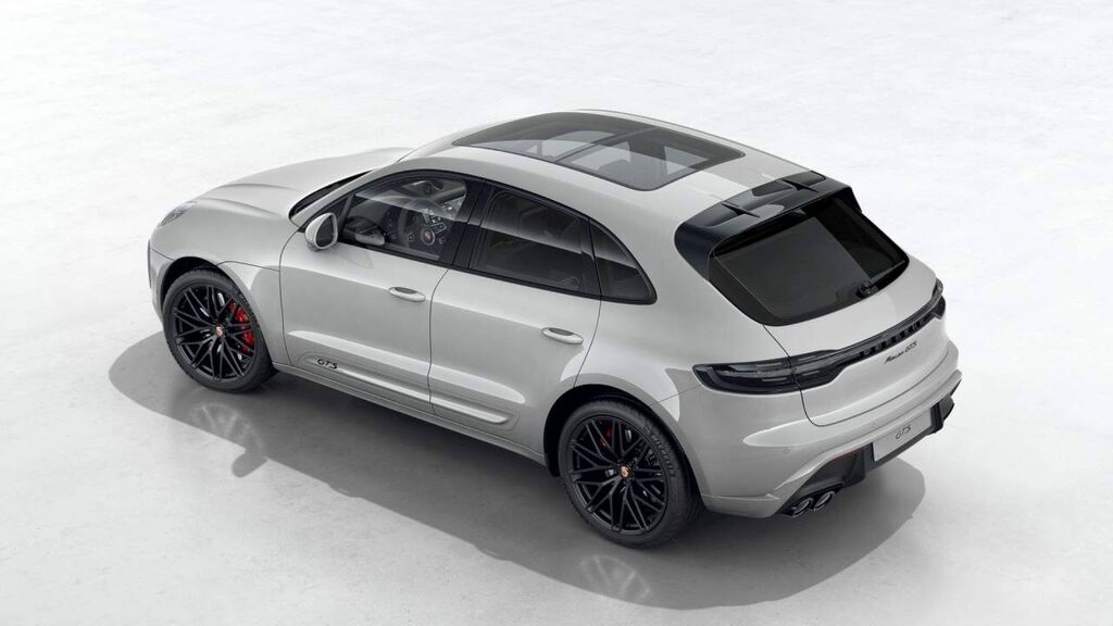 Porsche Macan Petrol Black #4