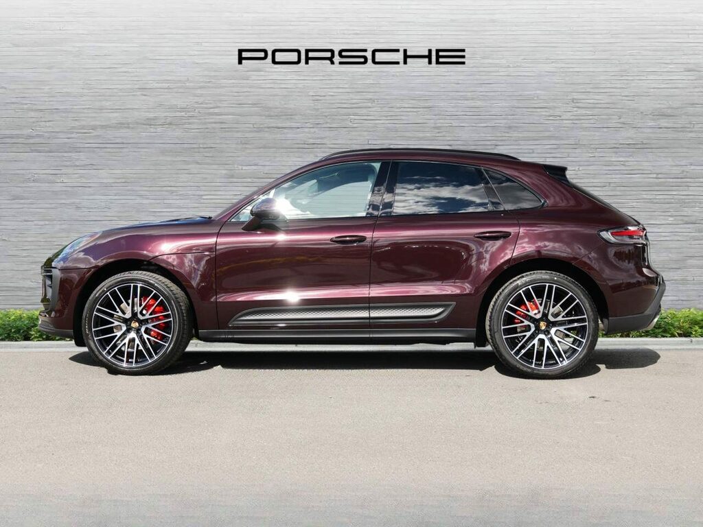 Porsche Macan Petrol Black #2