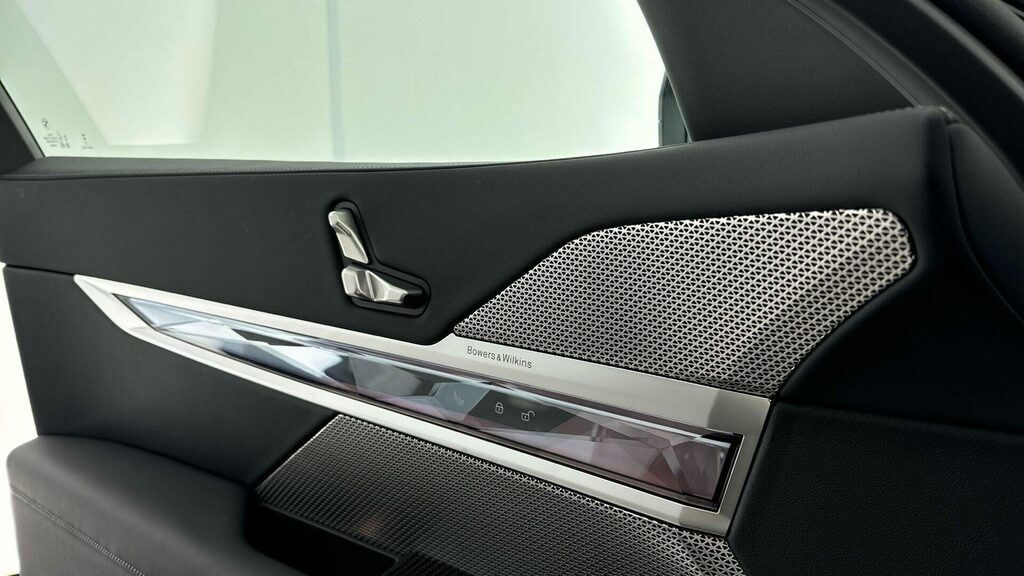 BMW 7 Series Saloon Black #23