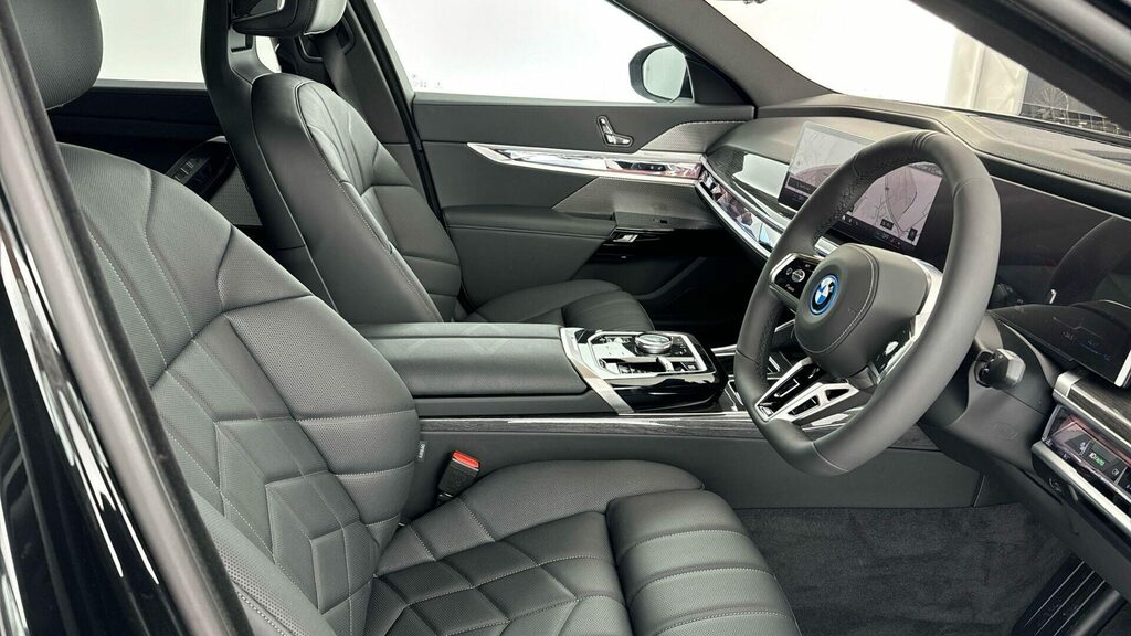 BMW 7 Series Saloon Black #11