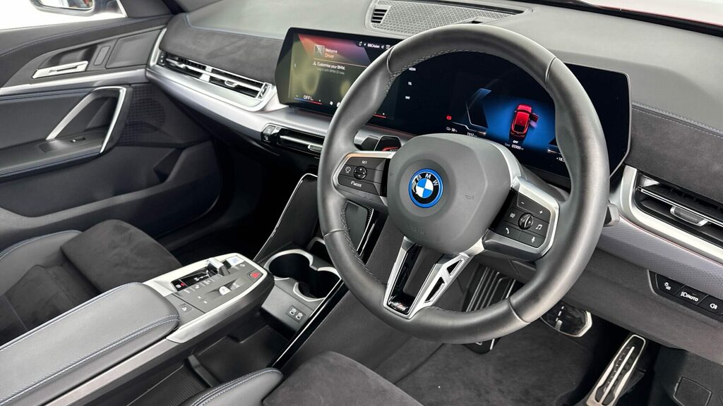 BMW iX2 Suv PF75LJX Red #6