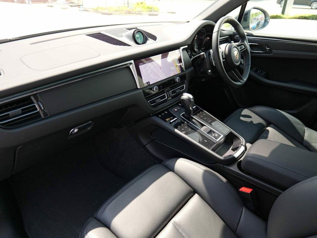 Porsche Macan Petrol RE74UWX Silver #5