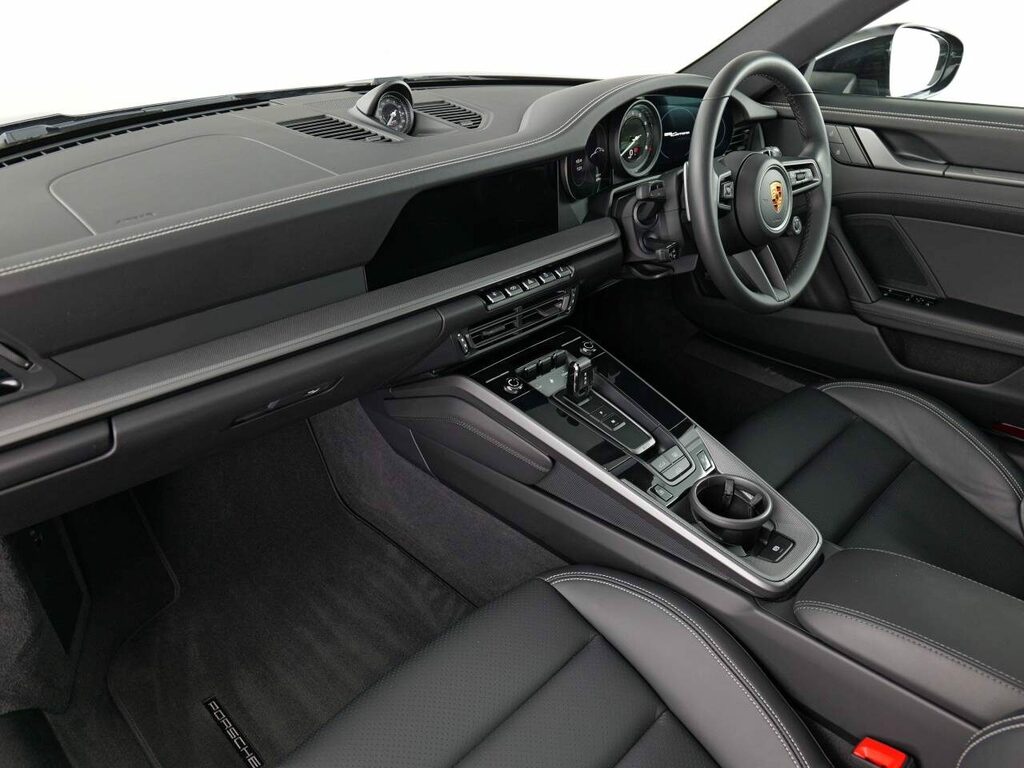 Porsche 911 911 Carrera YJ73ARP Black #4