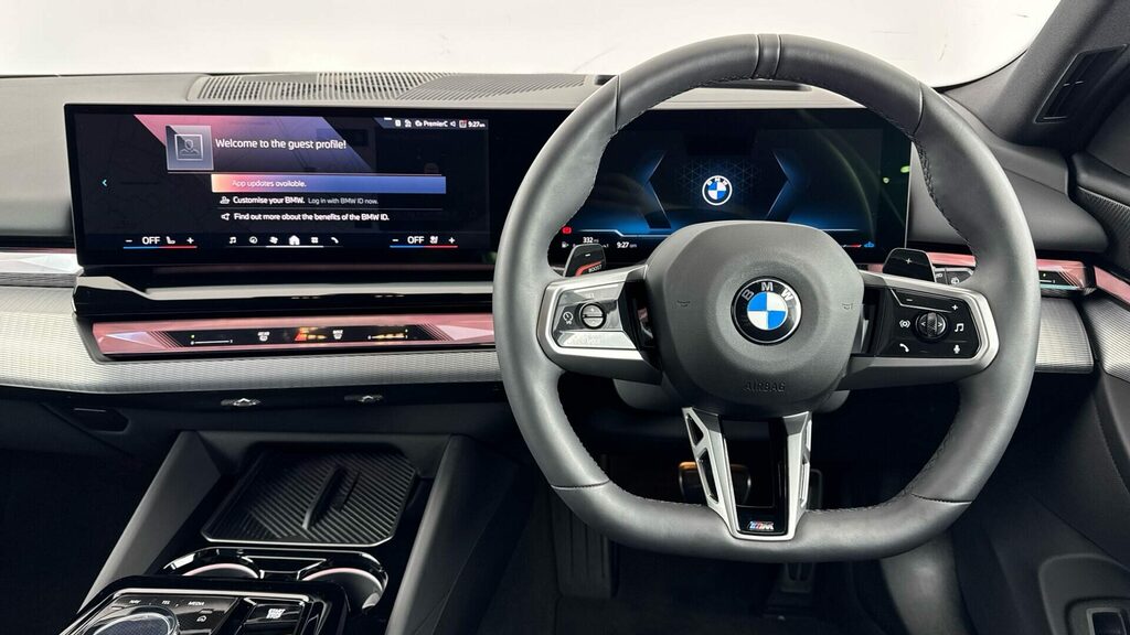 BMW 5 Series Estate YG75TNJ Blue #5
