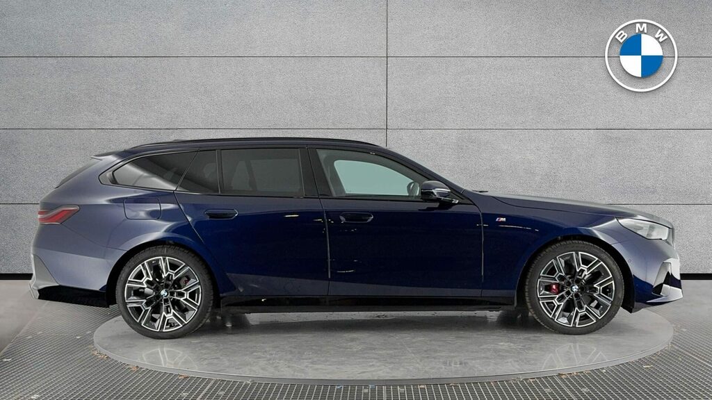 BMW 5 Series Estate YG75TNJ Blue #3