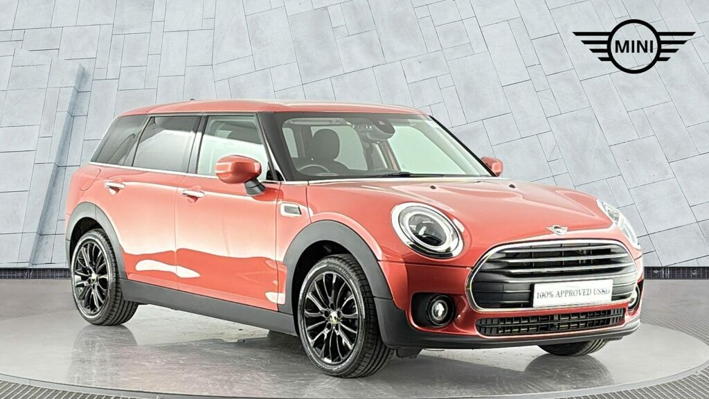 Mini Clubman Estate Red