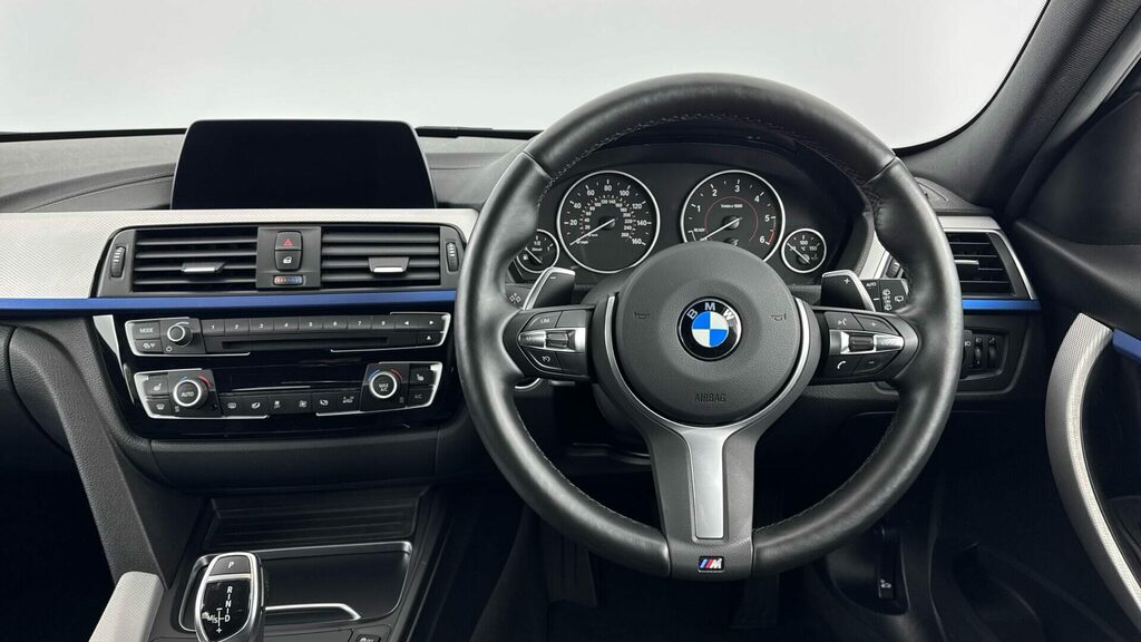 BMW 3 Series 320D M Sport Touring YD68TWL Silver #5