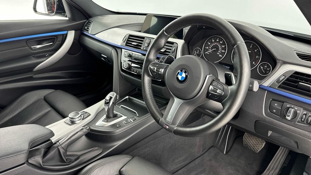 BMW 3 Series 320D M Sport Touring YD68TWL Silver #6