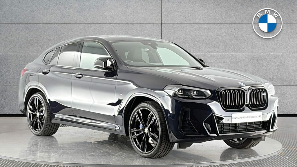BMW X4 Sports Black
