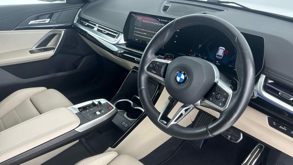 BMW X1 Suv EMZ8892 White #6