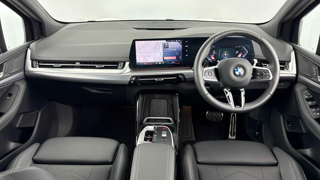 BMW 2 Series Petrol YH75MUC White #4