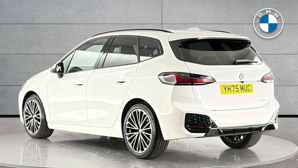 BMW 2 Series Petrol YH75MUC White #2