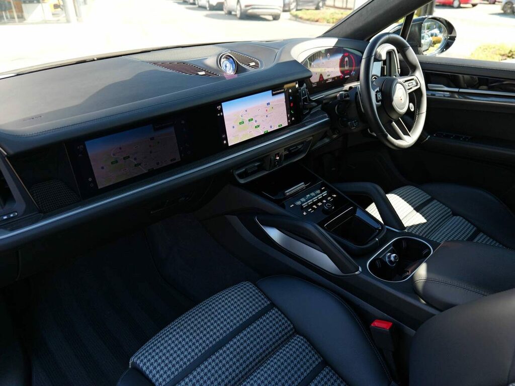 Porsche Cayenne Petrol RX25YHJ Grey #4