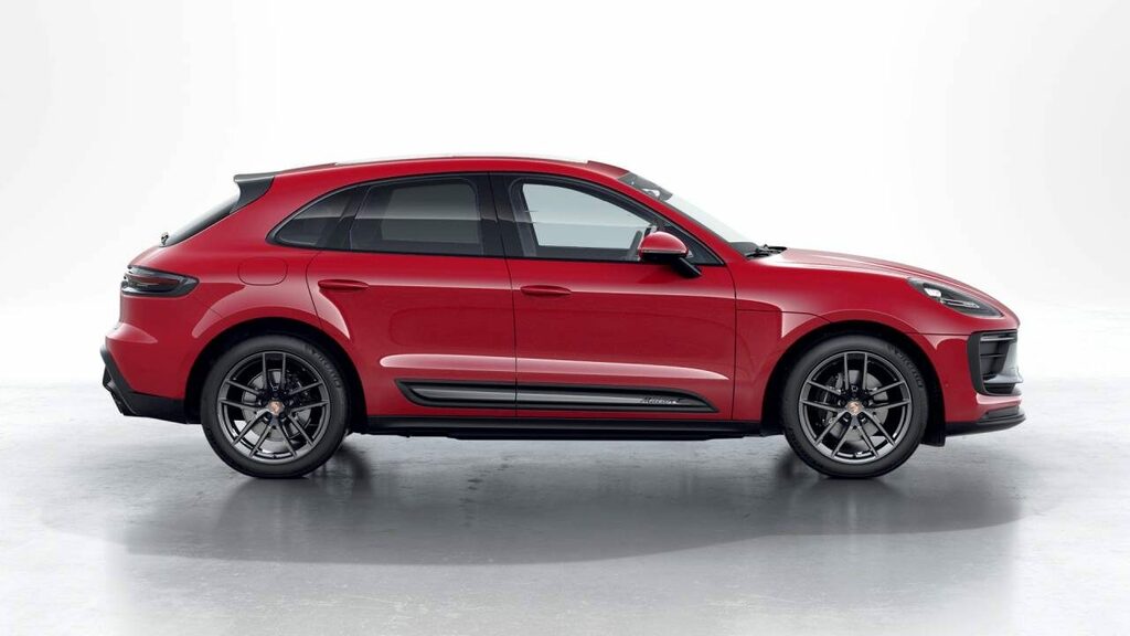 Porsche Macan Petrol Red #6