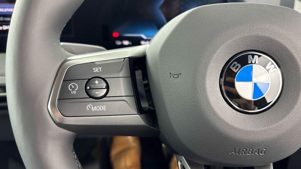 BMW iX IX M60 Grey #18