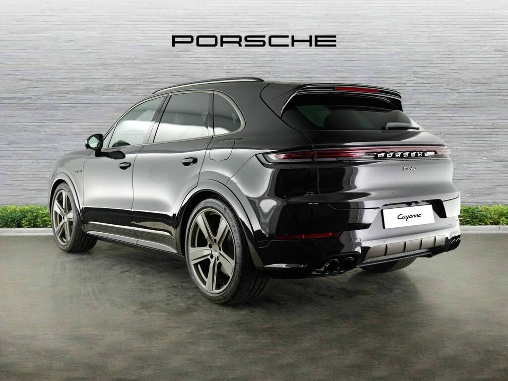 Porsche Cayenne Hybrid Black #3