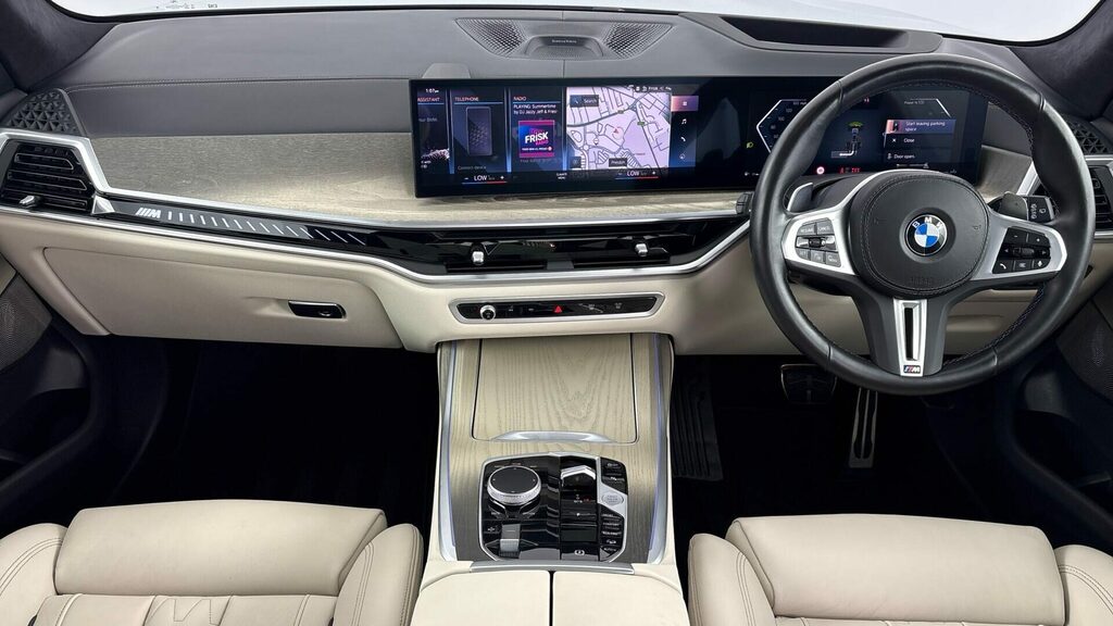 BMW X7 Suv YR23PWN Grey #4