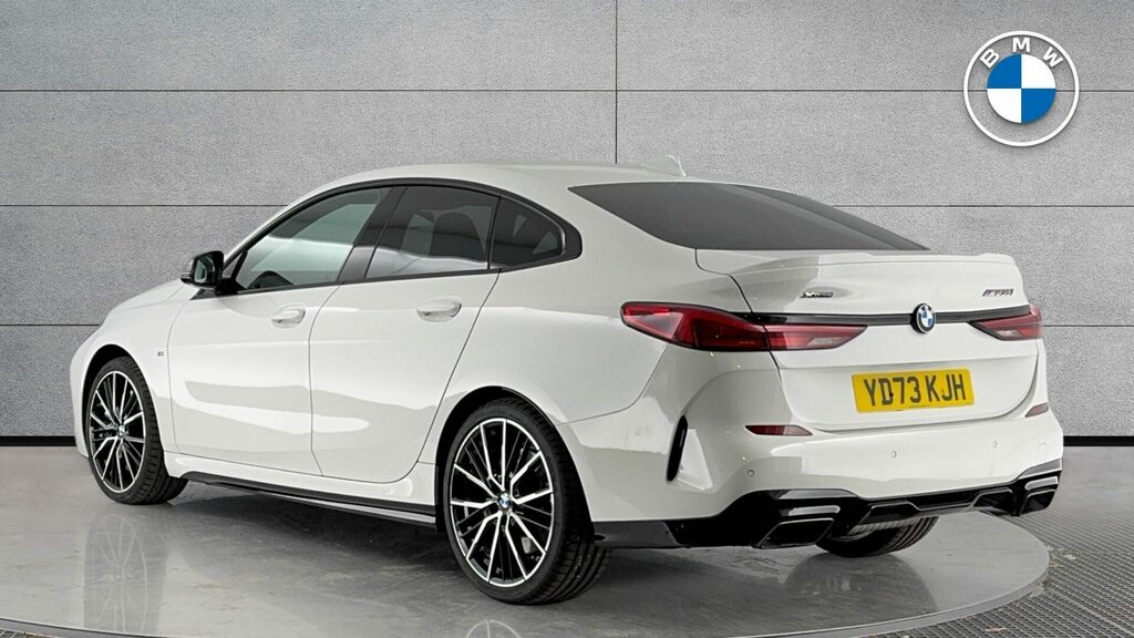 BMW 2 Series Coupe YD73KJH White #2
