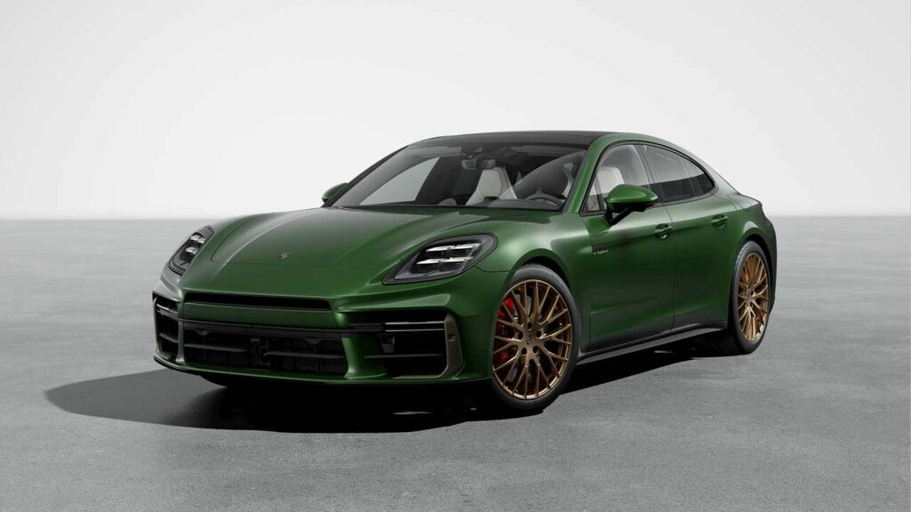 Porsche Panamera Hybrid Blue