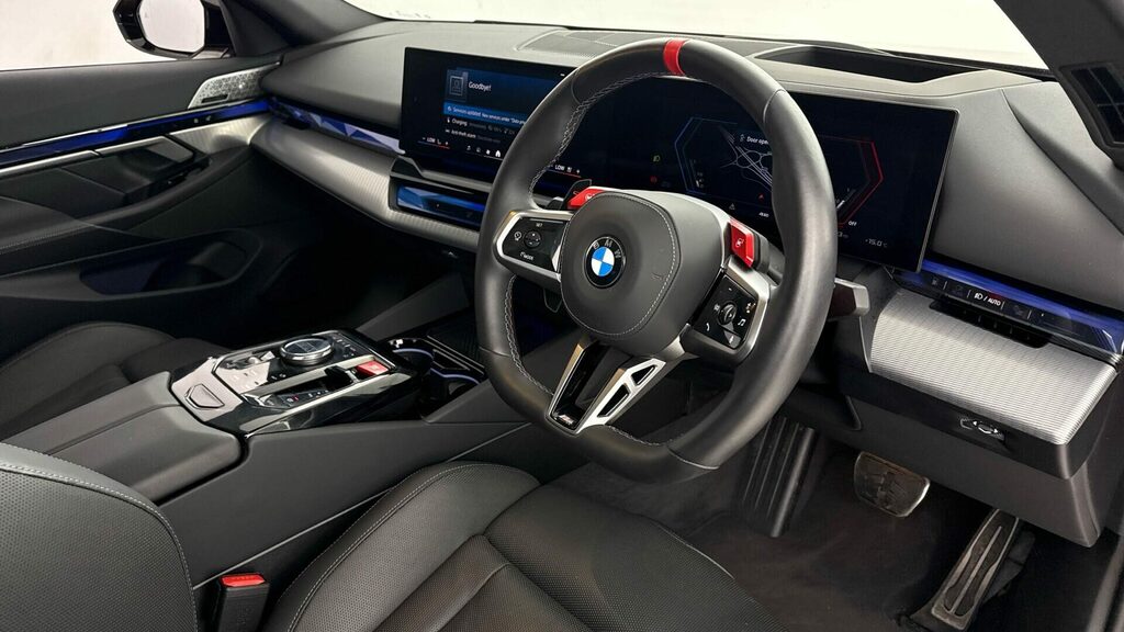 BMW M5 Saloon Red #6