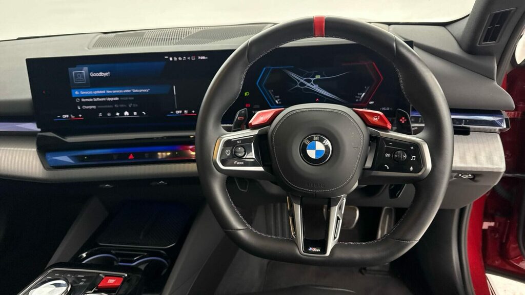 BMW M5 Saloon Red #5