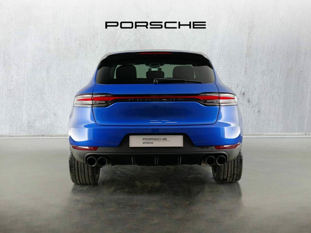 Porsche Macan Suv Black #8