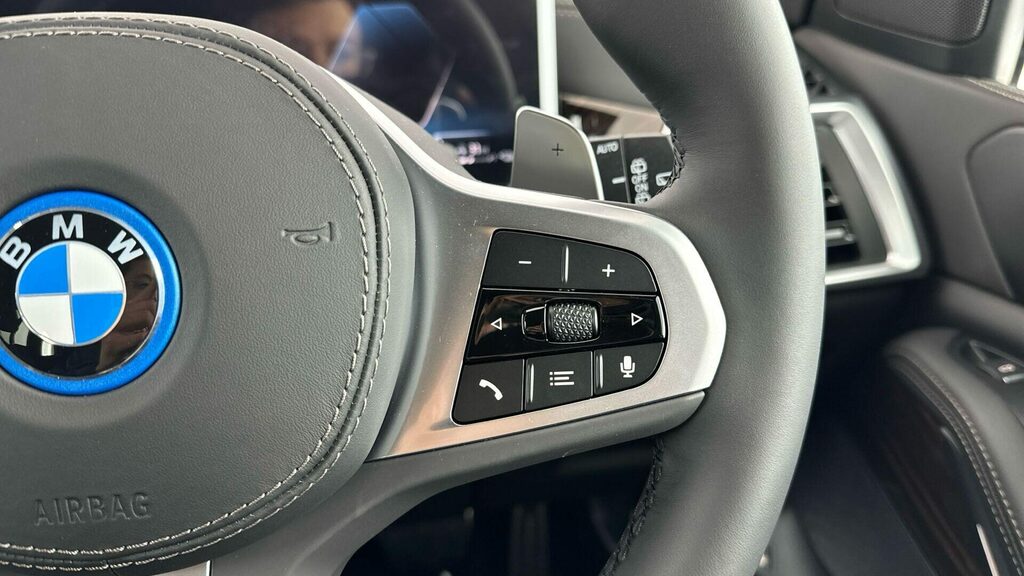 BMW X5 M50d Blue #31