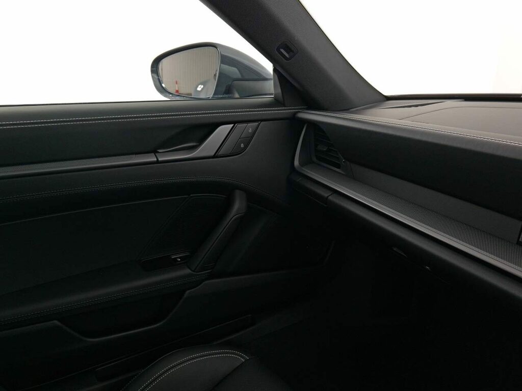 Porsche 911 2.2 S Silver #18