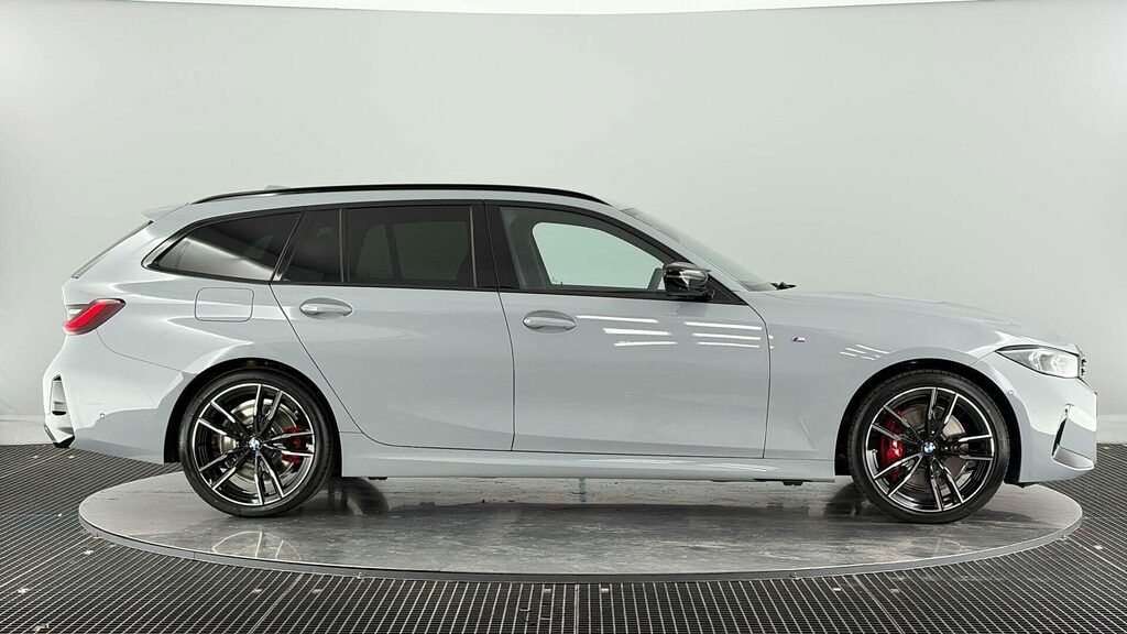 BMW 3 Series Saloon Black #4