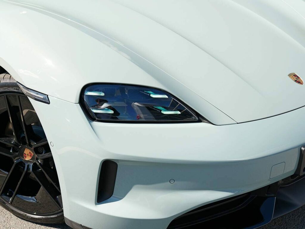 Porsche Taycan 4S Performance 420Kw 93.4Kwh Black #10