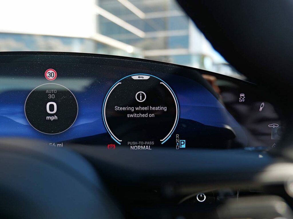 Porsche Taycan 4S Performance 420Kw 93.4Kwh Black #23