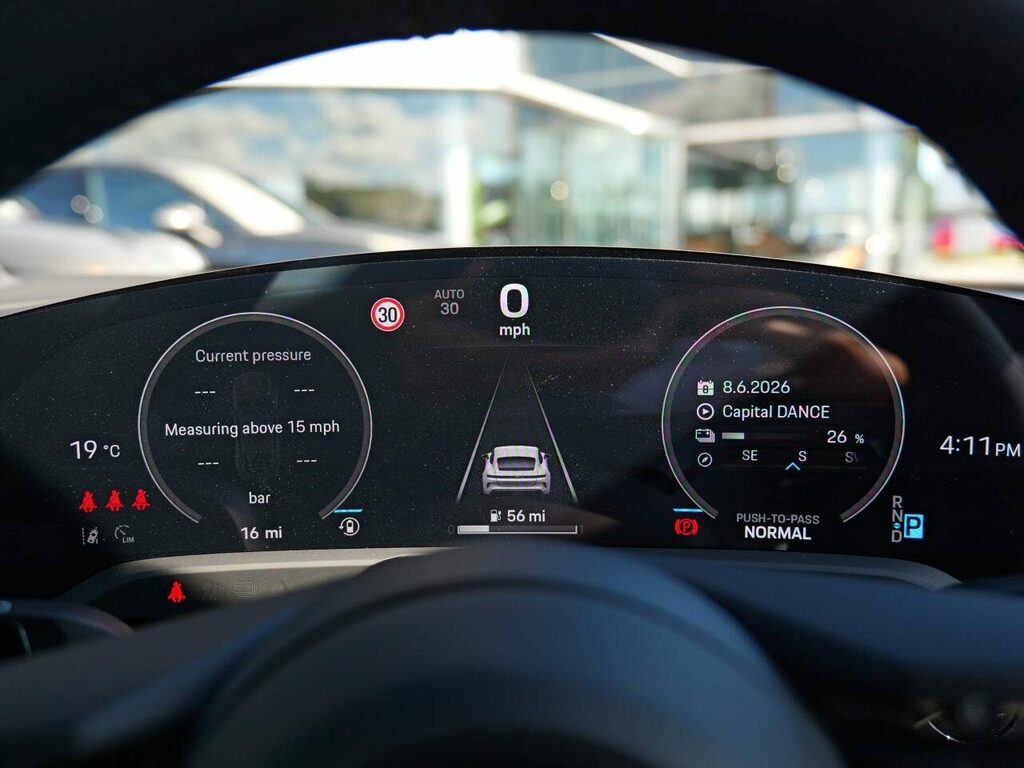 Porsche Taycan 4S Performance 420Kw 93.4Kwh Black #27