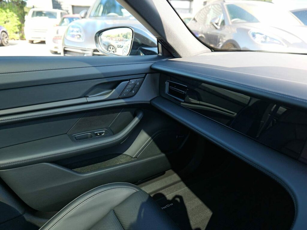 Porsche Taycan 4S Performance 420Kw 93.4Kwh Black #21