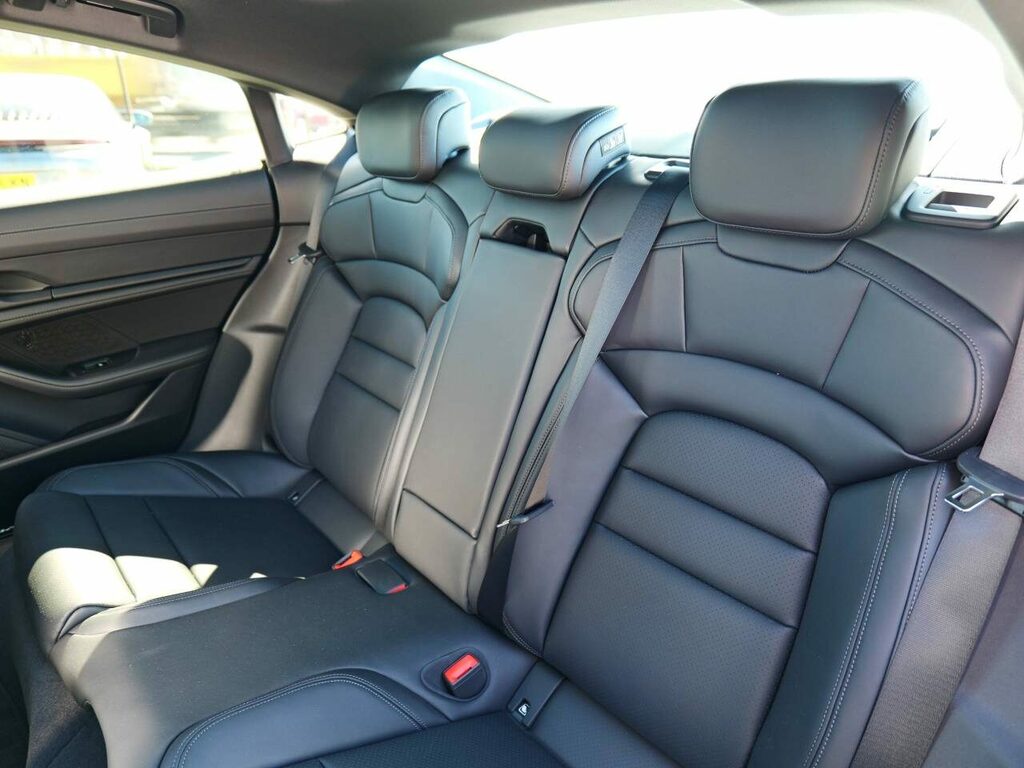 Porsche Taycan 4S Performance 420Kw 93.4Kwh Black #20