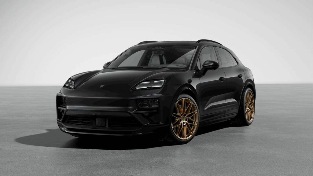 Porsche Macan Electric Black