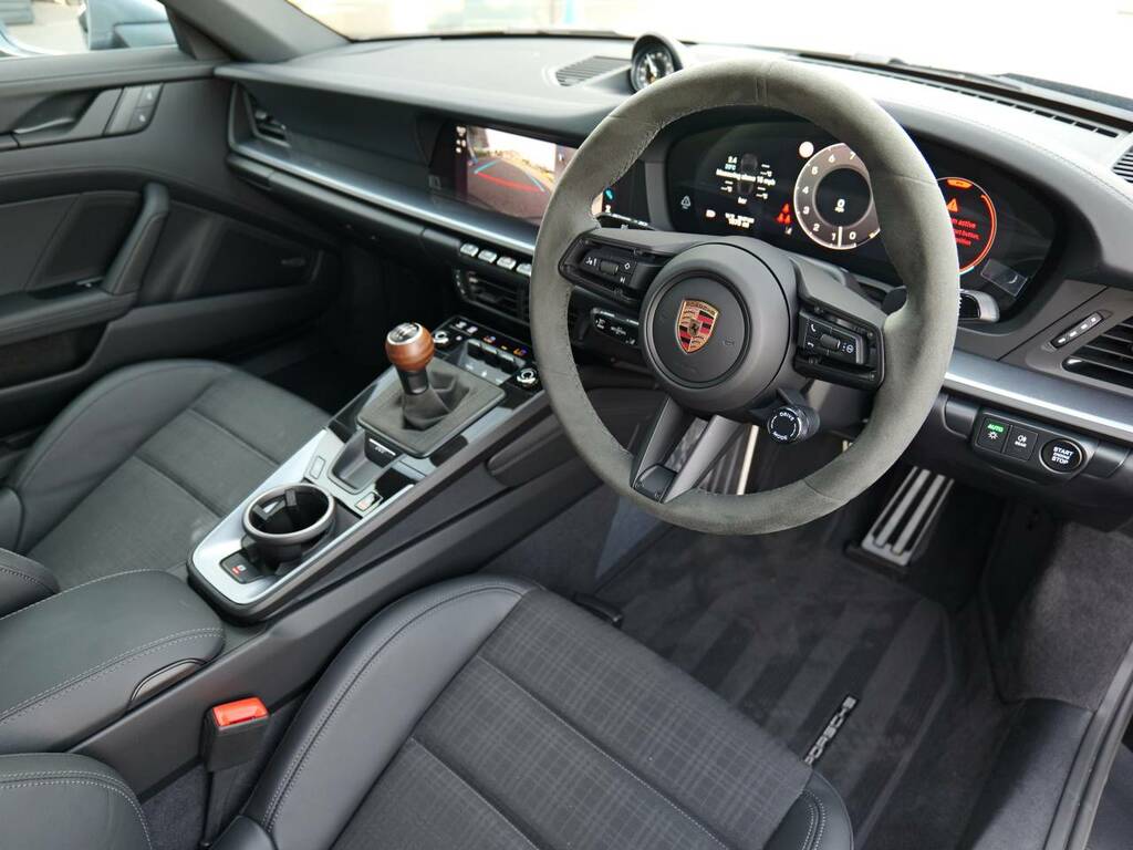 Porsche 911 Carrera T Black #4