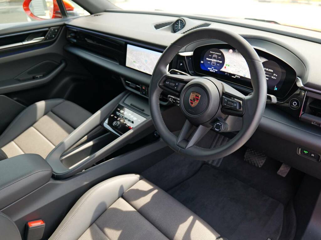 Porsche Macan Electric  #4
