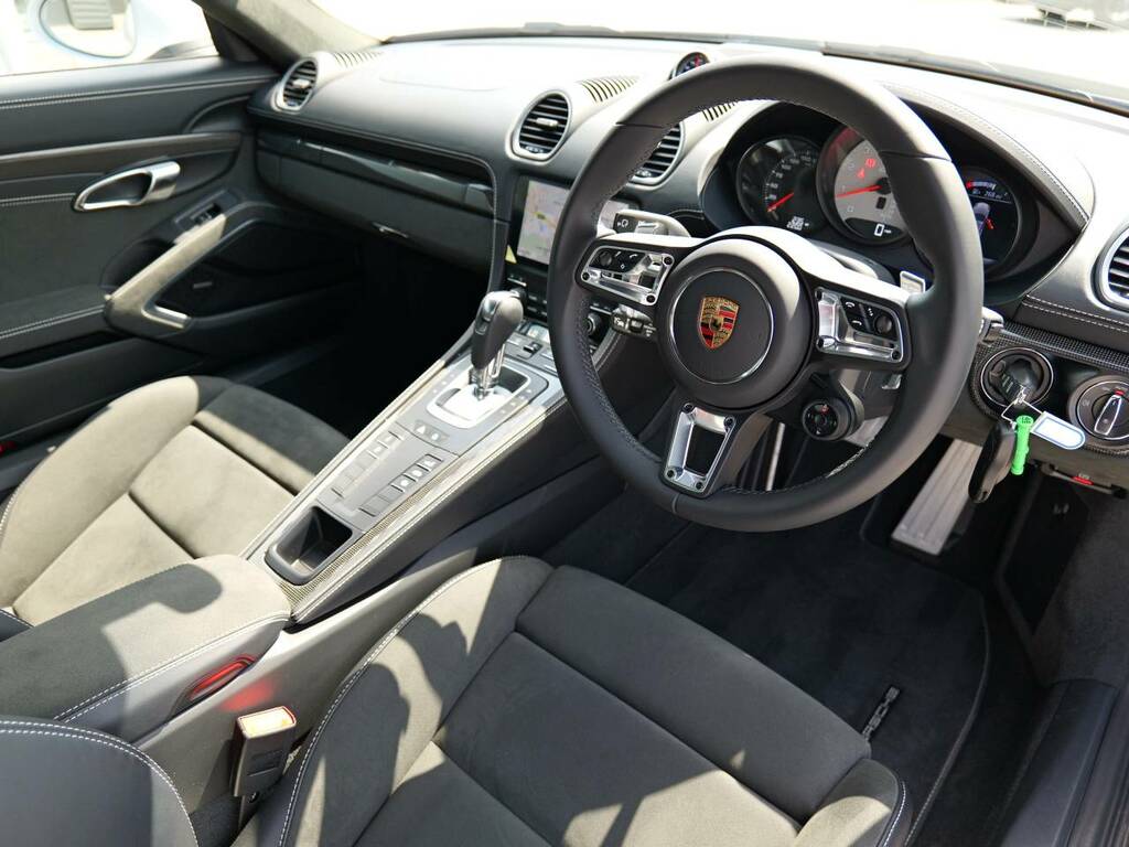 Porsche 718 Cayman Gts 4.0 Grey #4