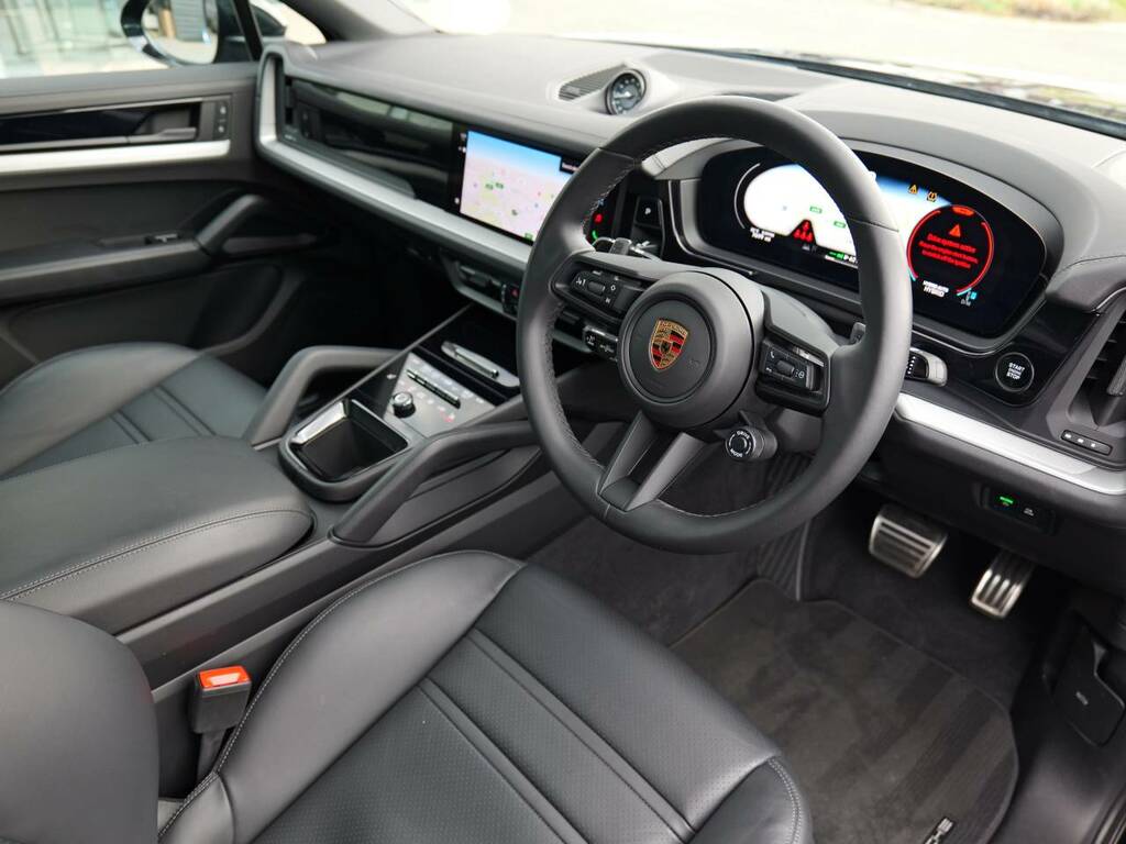 Porsche Cayenne S E-hybrid Coup233 My24 Black #4