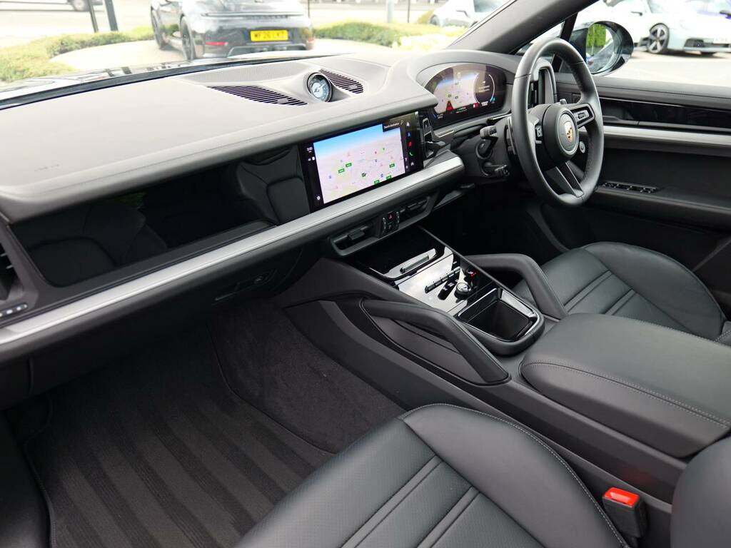 Porsche Cayenne S E-hybrid Coup233 My24 Black #5