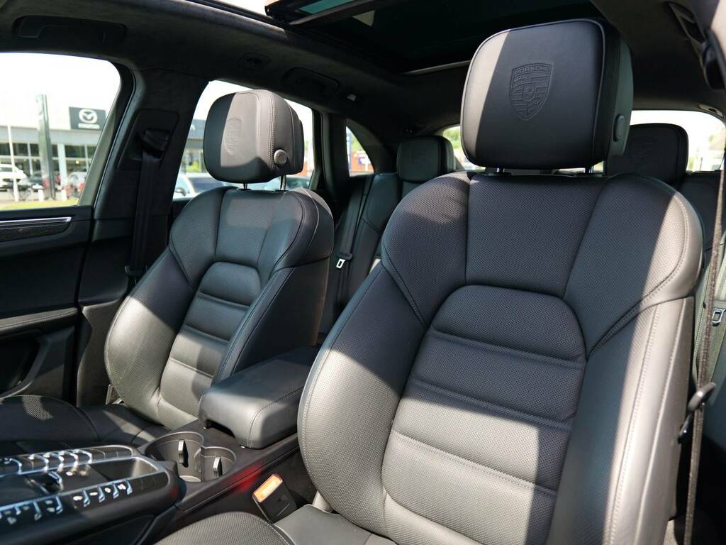 Porsche Macan Turbo My20 Blue #5