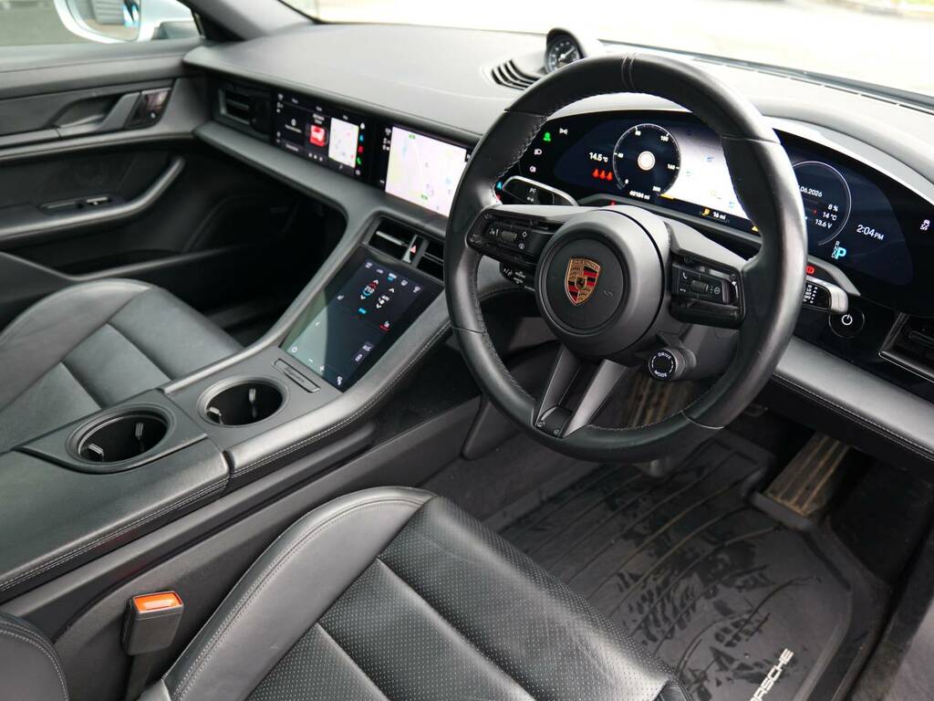 Porsche Taycan 4S Silver #5