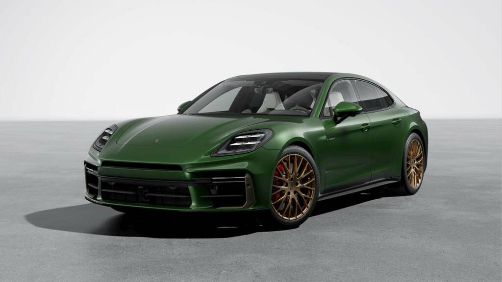 Porsche Panamera Turbo E-hybrid My24 Green